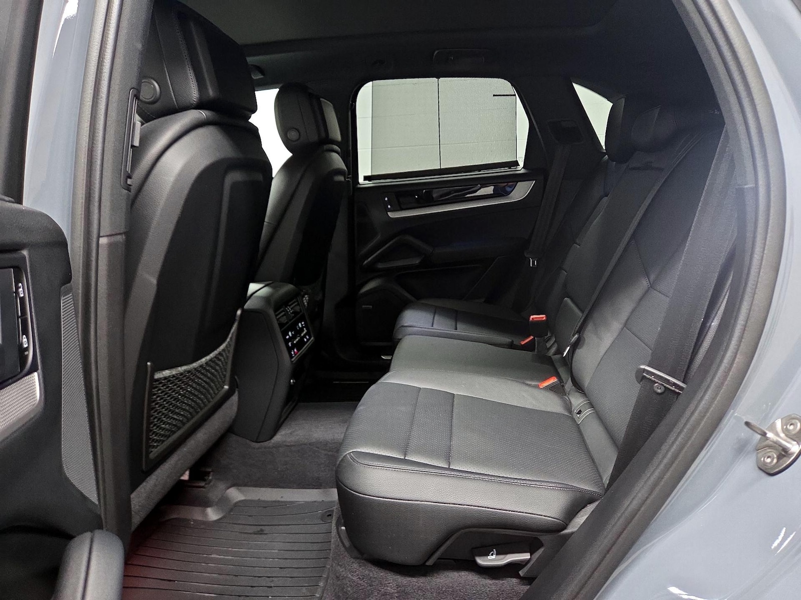 Rear Air Conditioning