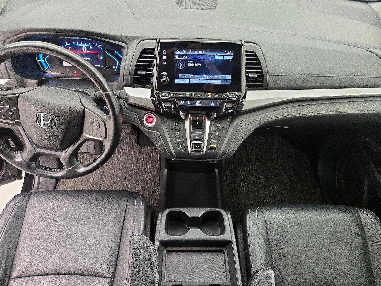Apple CarPlay® & Android Auto™