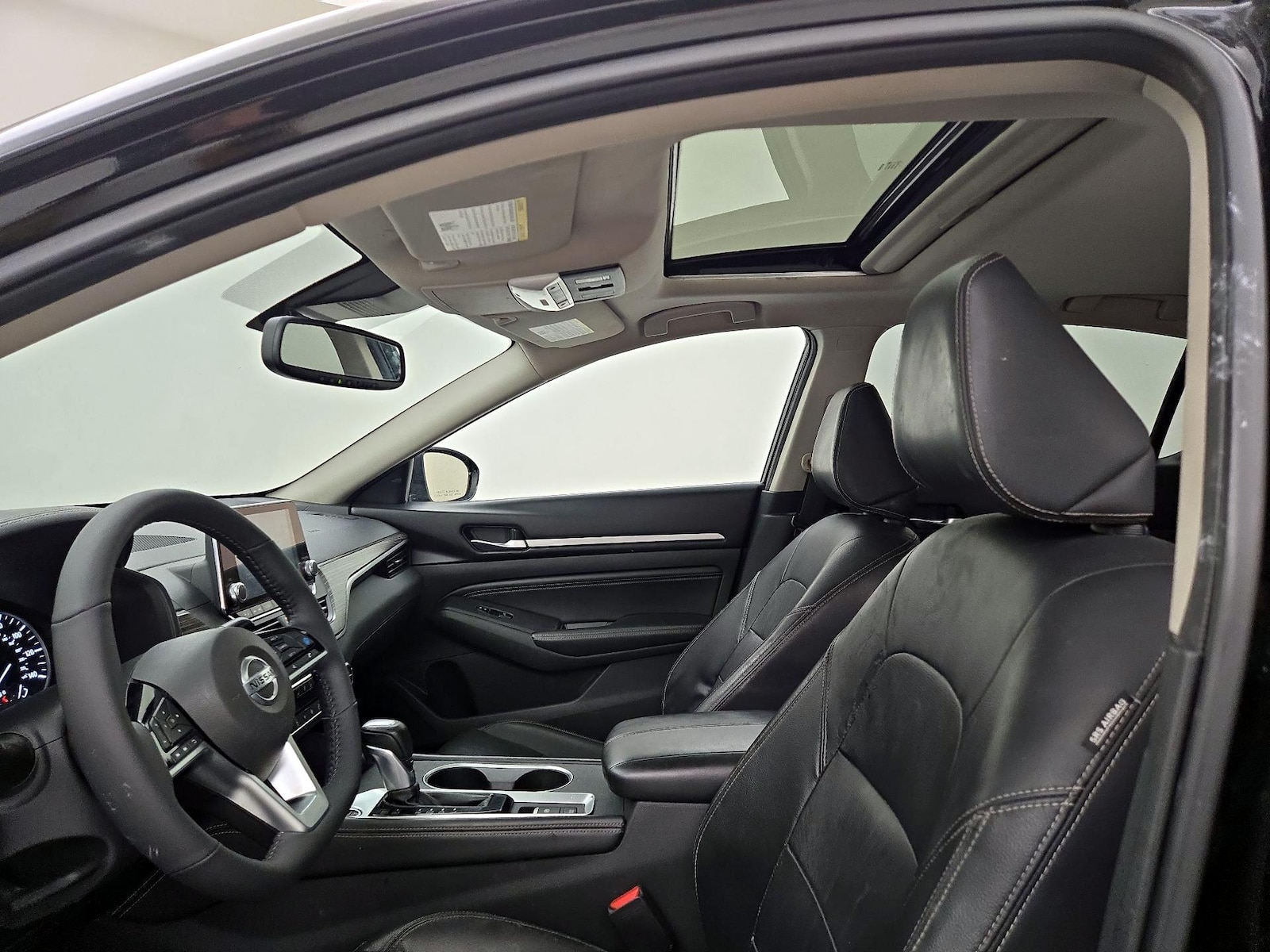Sunroof(s) & Overhead Airbags