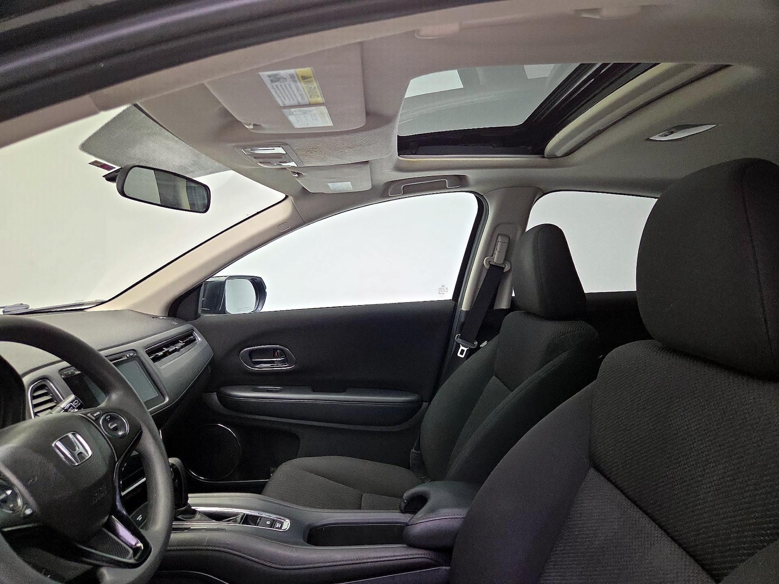 Sunroof(s) & Overhead Airbags