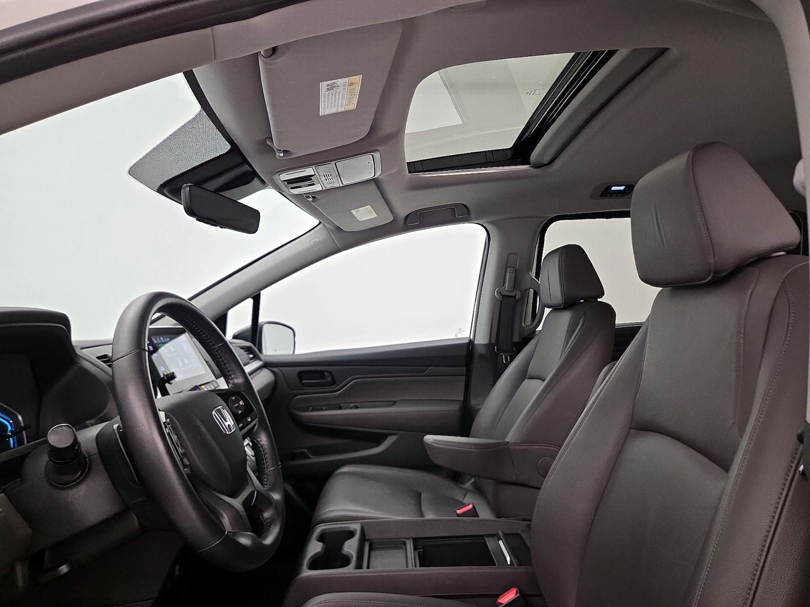 Sunroof(s) & Overhead Airbags