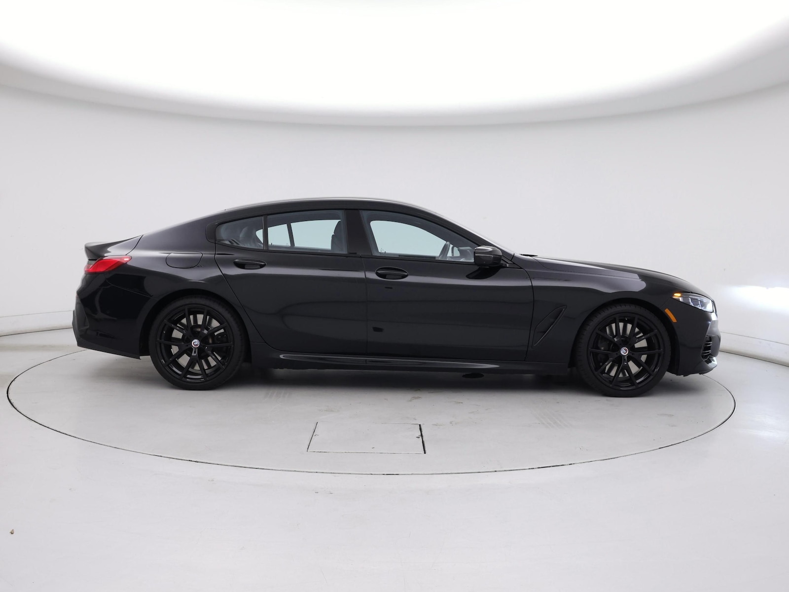 2023 BMW 8 Series M850i - Photo 8