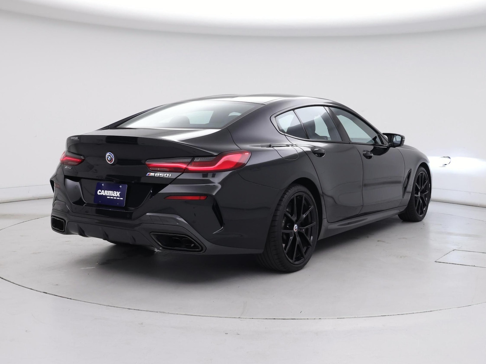 2023 BMW 8 Series M850i - Photo 9