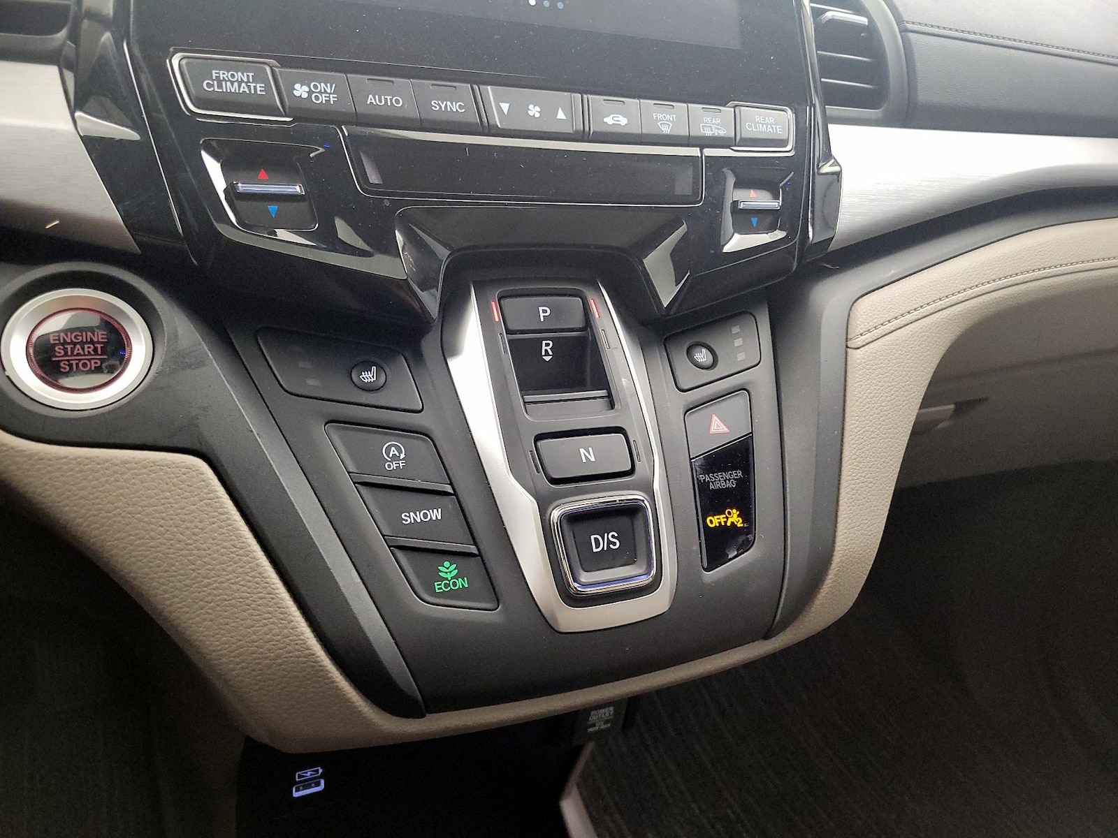 2024 Honda Odyssey EX-L - Photo 18