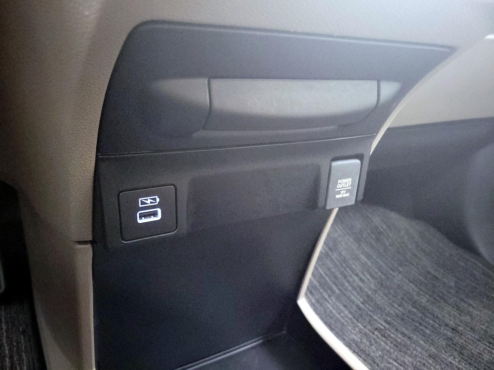 2024 Honda Odyssey EX-L - Photo 19
