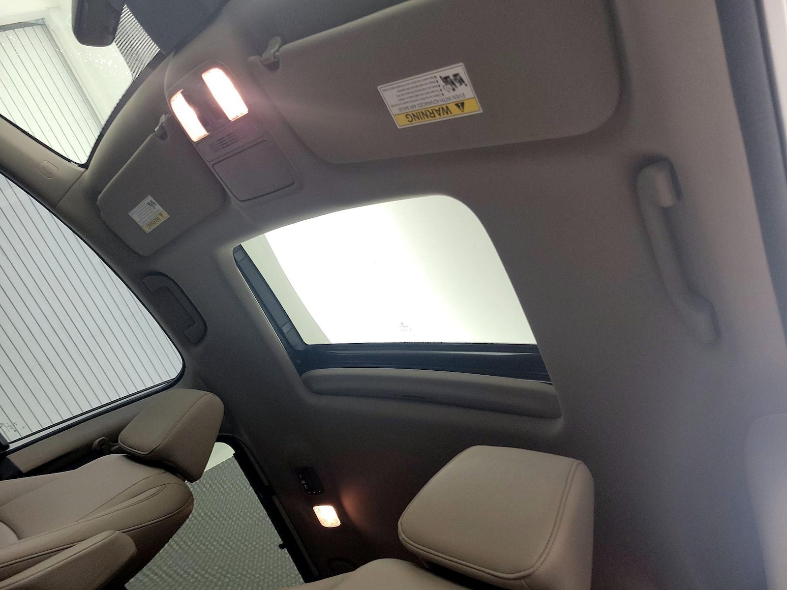 Sunroof(s) & Overhead Airbags