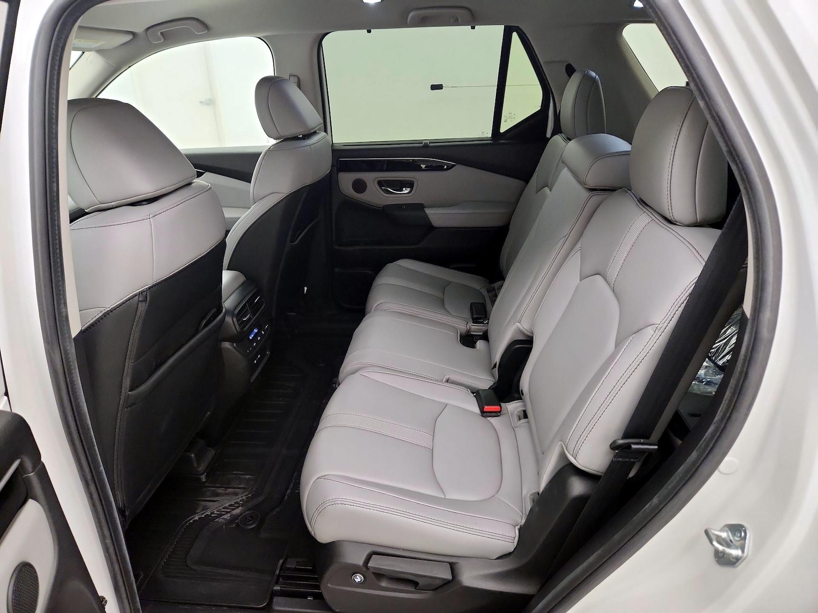 Rear Air Conditioning