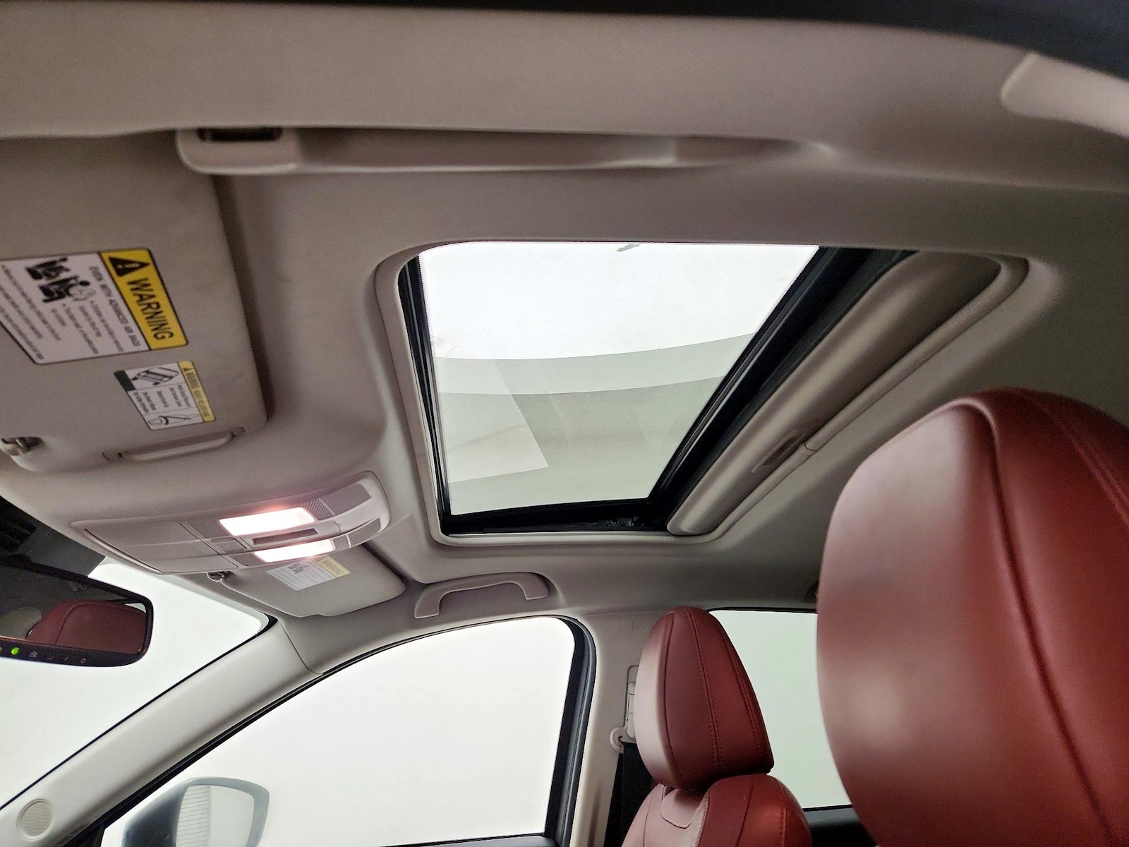 Sunroof(s) & Overhead Airbags