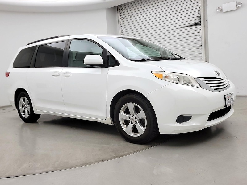 2015 Toyota Sienna LE