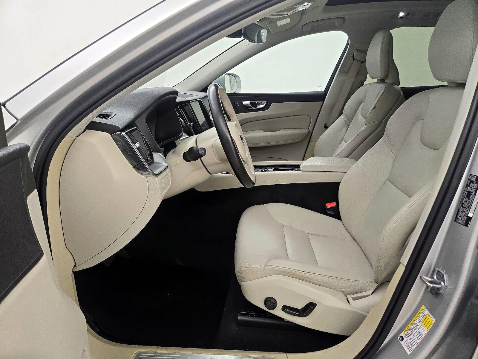 Power Seat(s) & Leather Seats