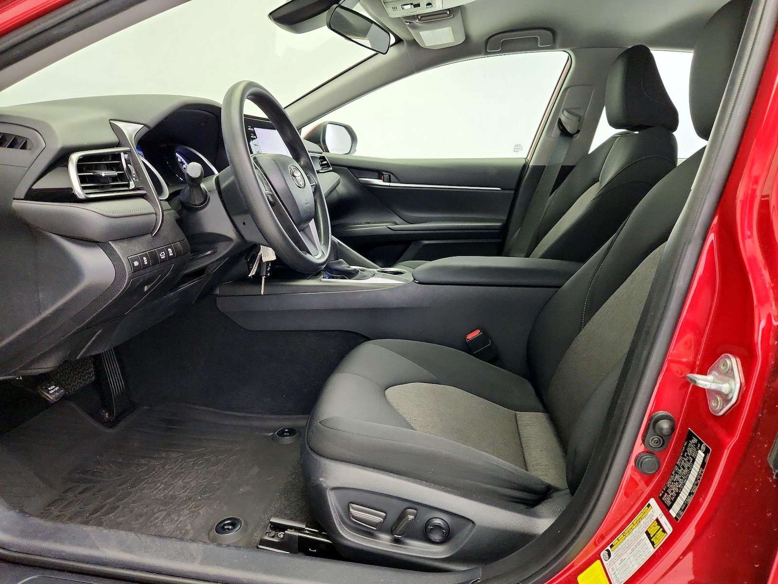 Power Seat(s) & Side Airbags