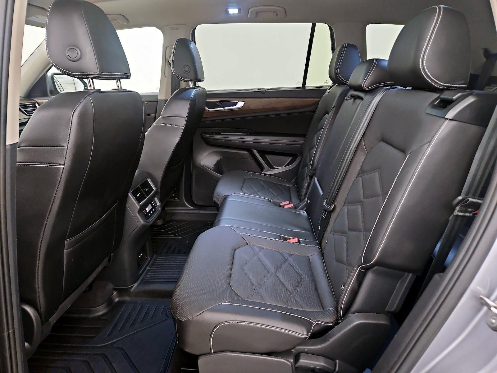 Rear Air Conditioning