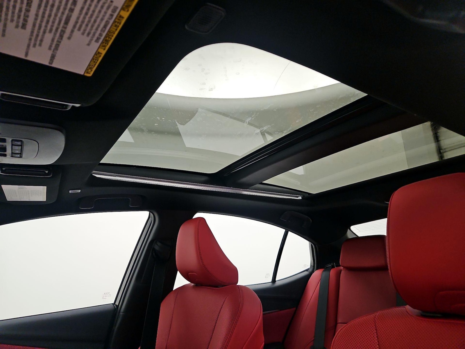2026 Toyota Camry XSE - Photo 20
