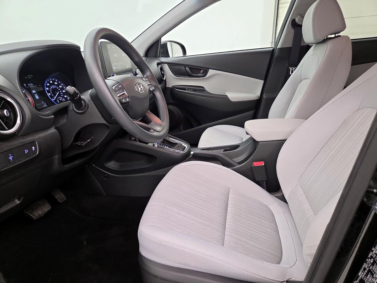 Power Seat(s) & Side Airbags