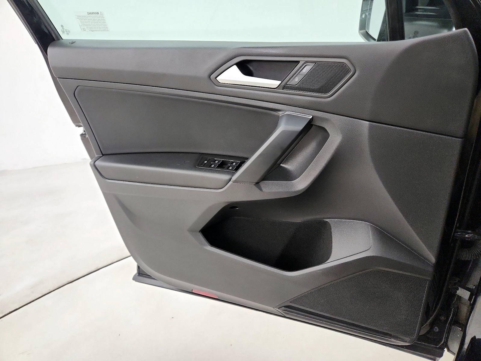 2019 Volkswagen Tiguan SE - Photo 13