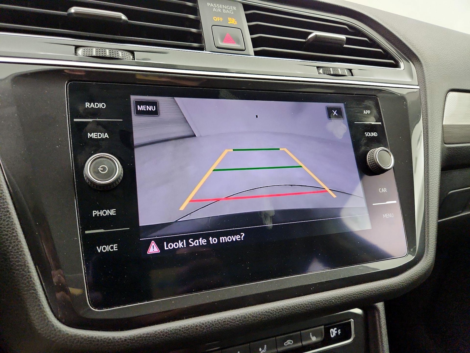 2019 Volkswagen Tiguan SE - Photo 15