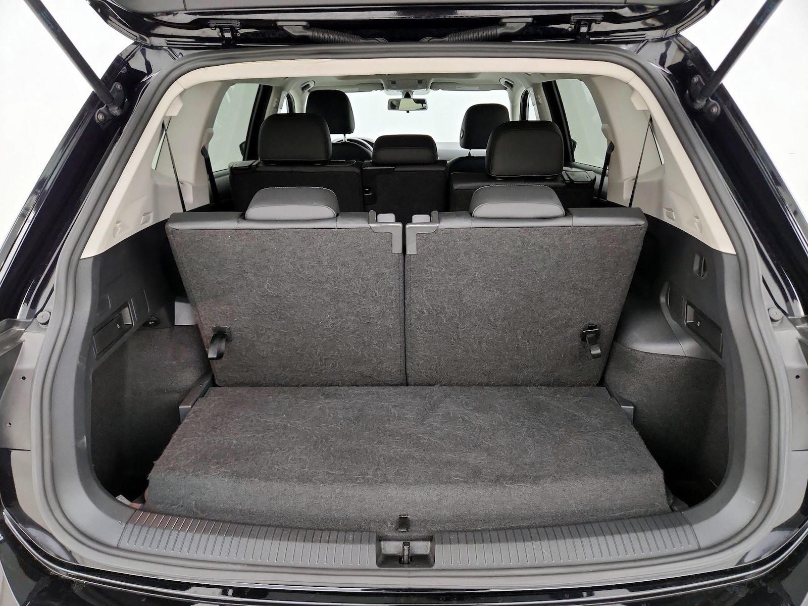 2019 Volkswagen Tiguan SE - Photo 23