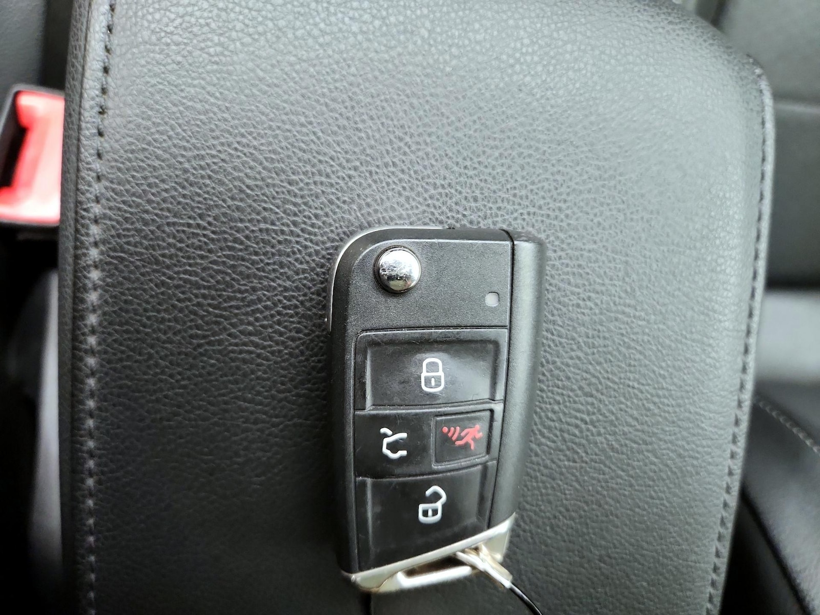 2019 Volkswagen Tiguan SE - Photo 26