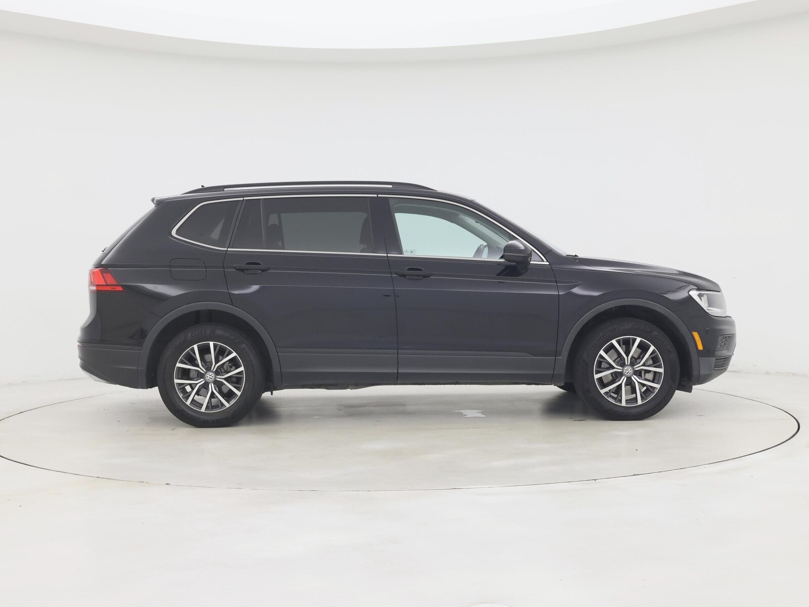 2019 Volkswagen Tiguan SE - Photo 8