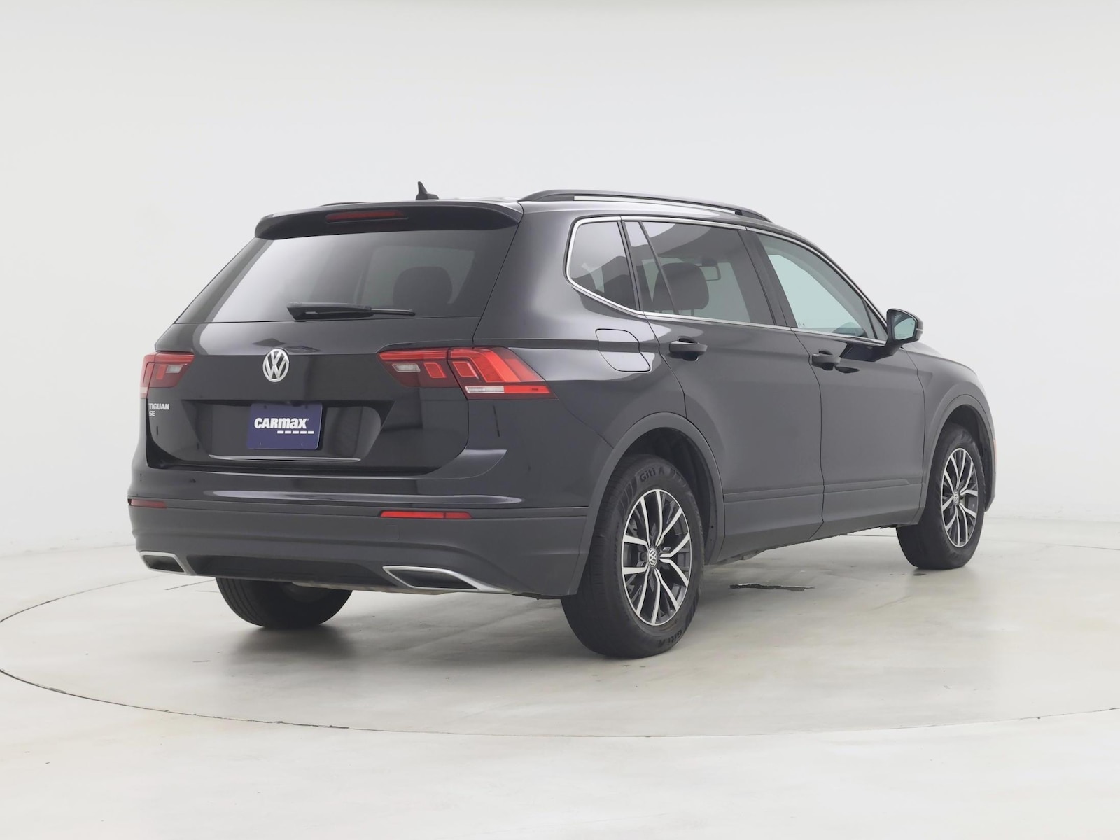 2019 Volkswagen Tiguan SE - Photo 9