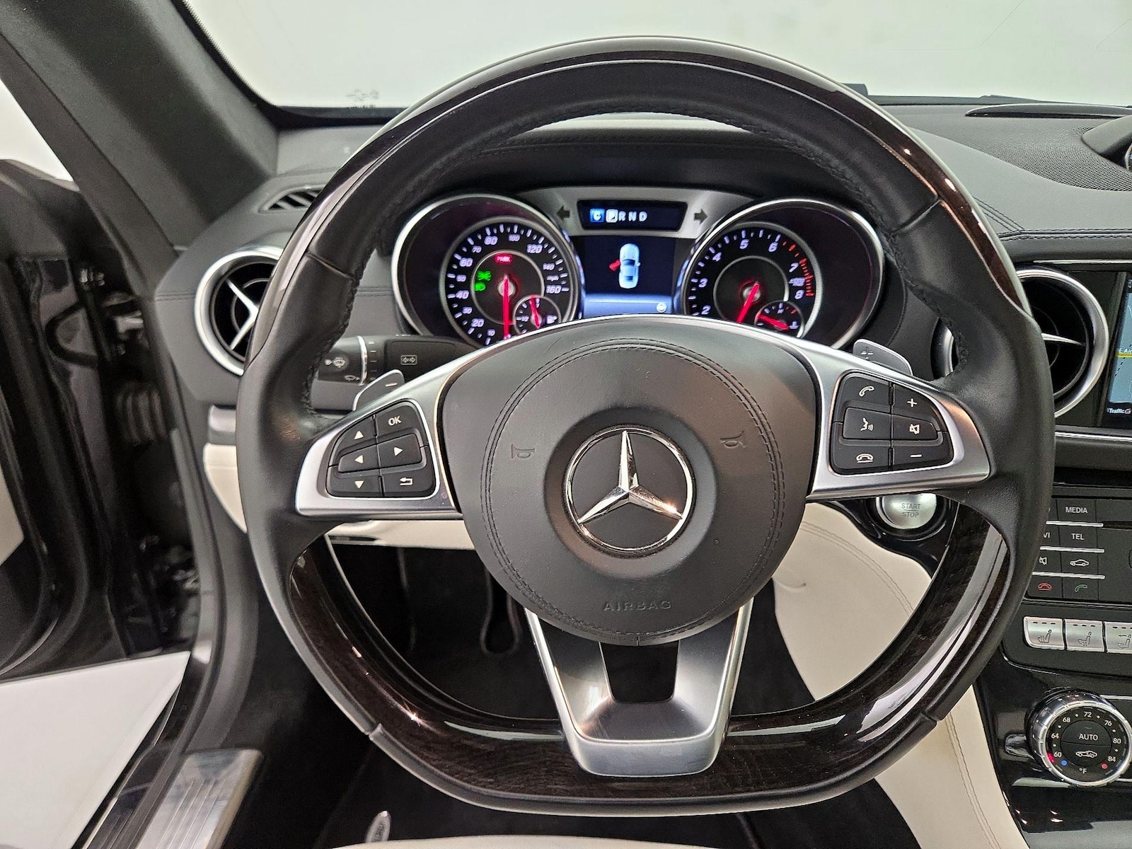 2019 Mercedes-Benz SL Roadster SL550 - Photo 11