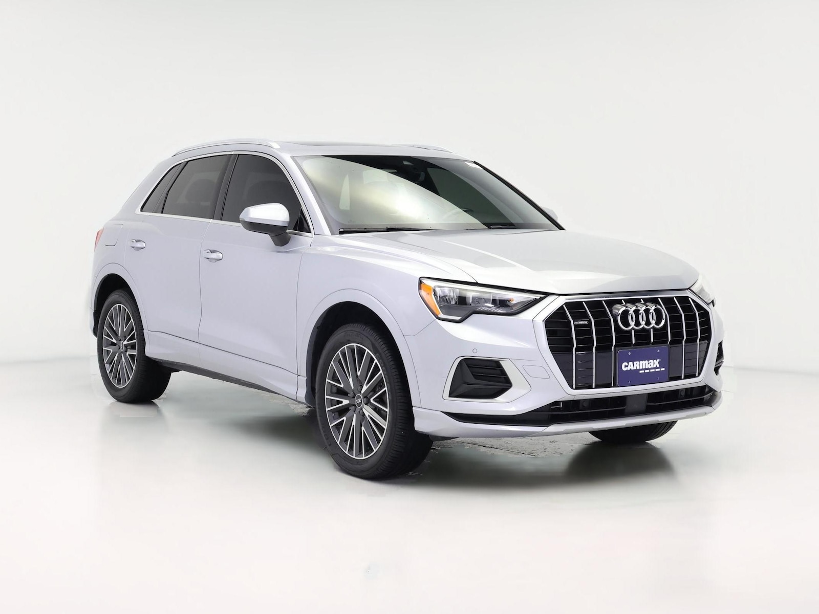 2022 Audi Q3