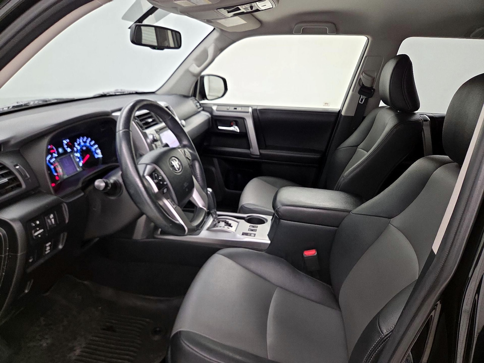 Power Seat(s) & Side Airbags