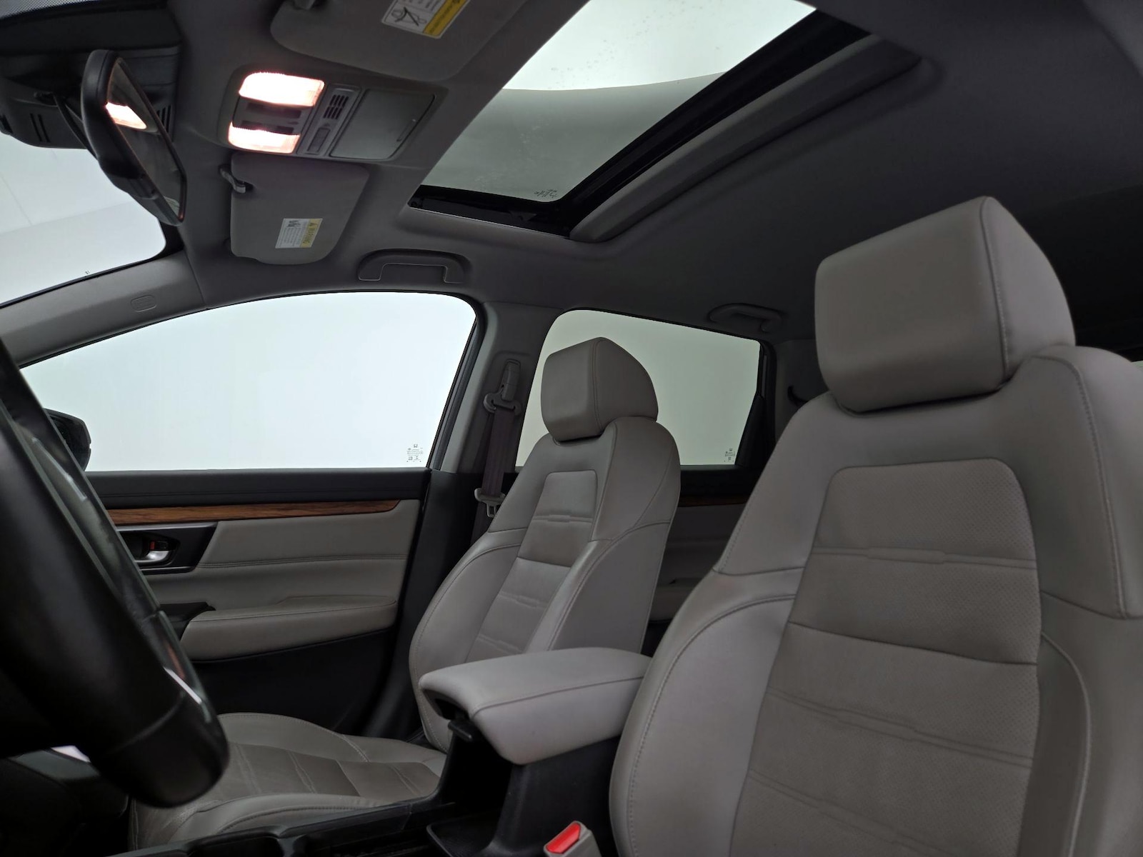 Sunroof(s) & Overhead Airbags