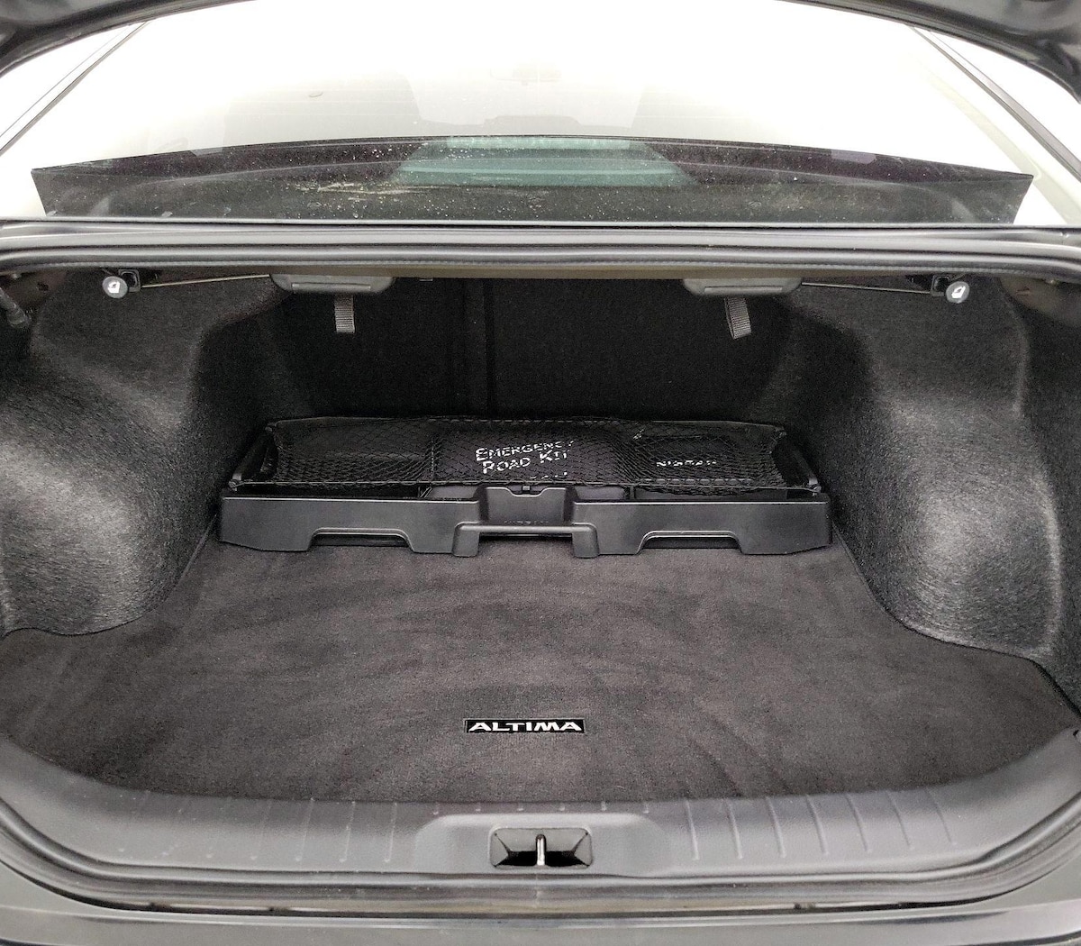Trunk/Cargo (Seats Up)