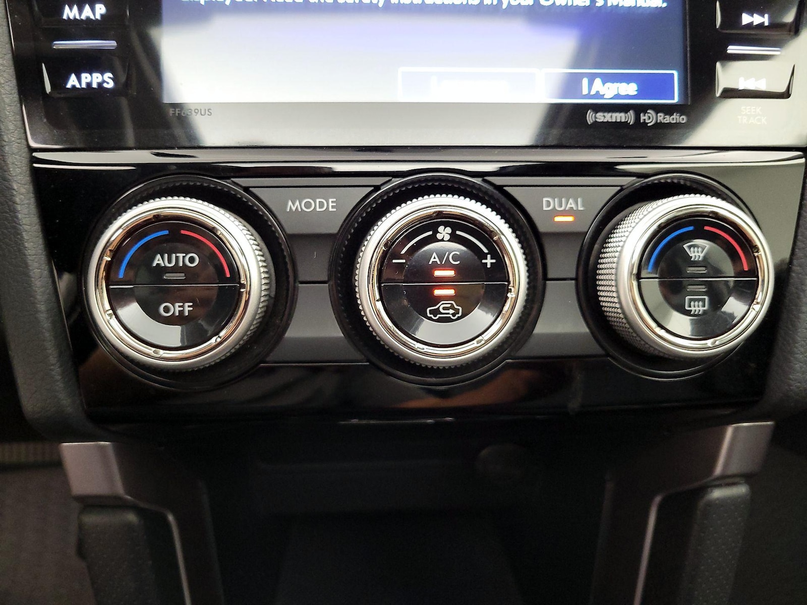 2018 Subaru Forester Touring - Photo 16
