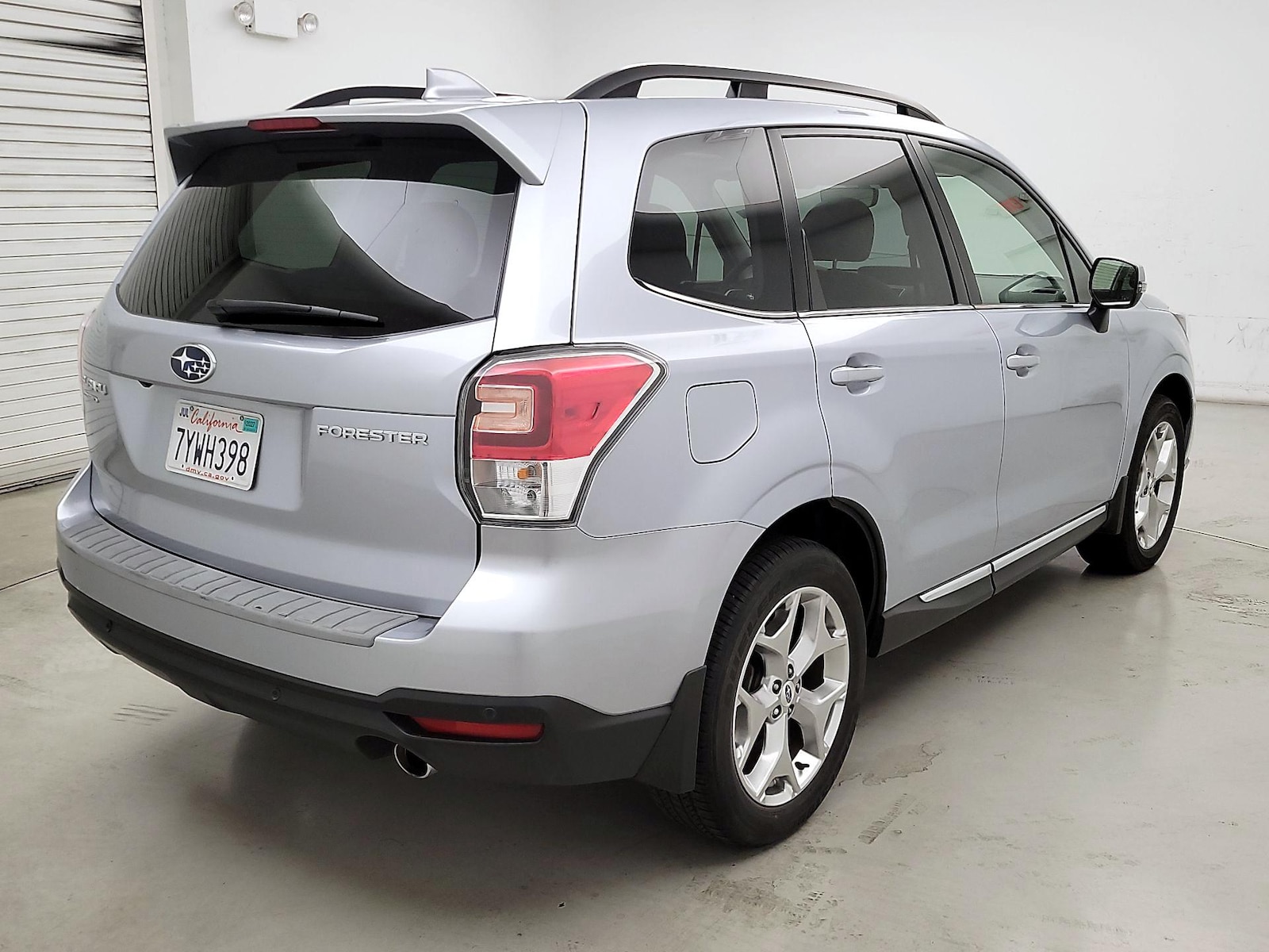 2018 Subaru Forester Touring - Photo 5