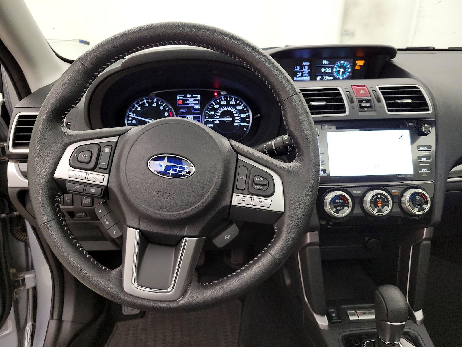 2018 Subaru Forester Touring - Photo 9