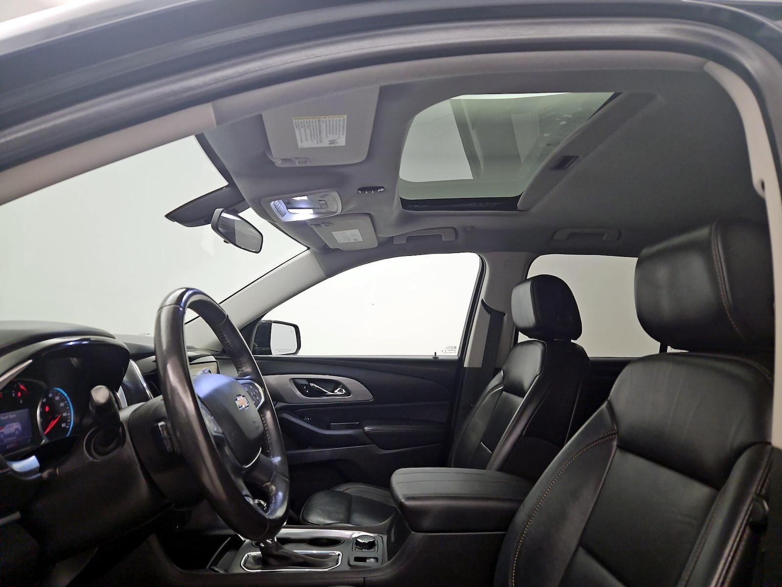 Sunroof(s) & Overhead Airbags