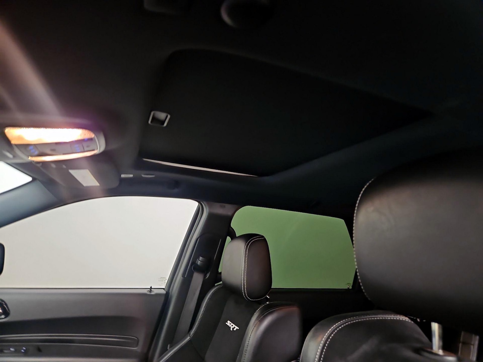 Sunroof(s) & Overhead Airbags