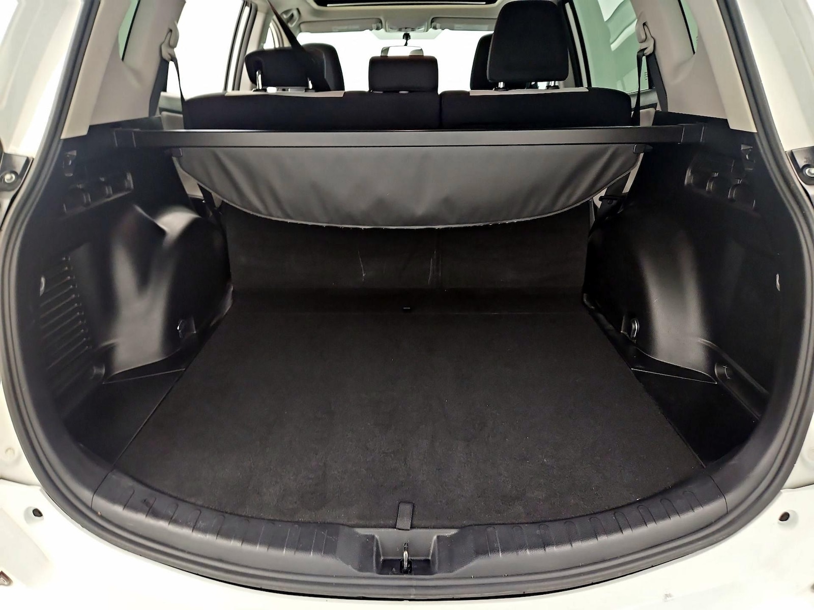 2016 Toyota RAV4 XLE - Photo 22