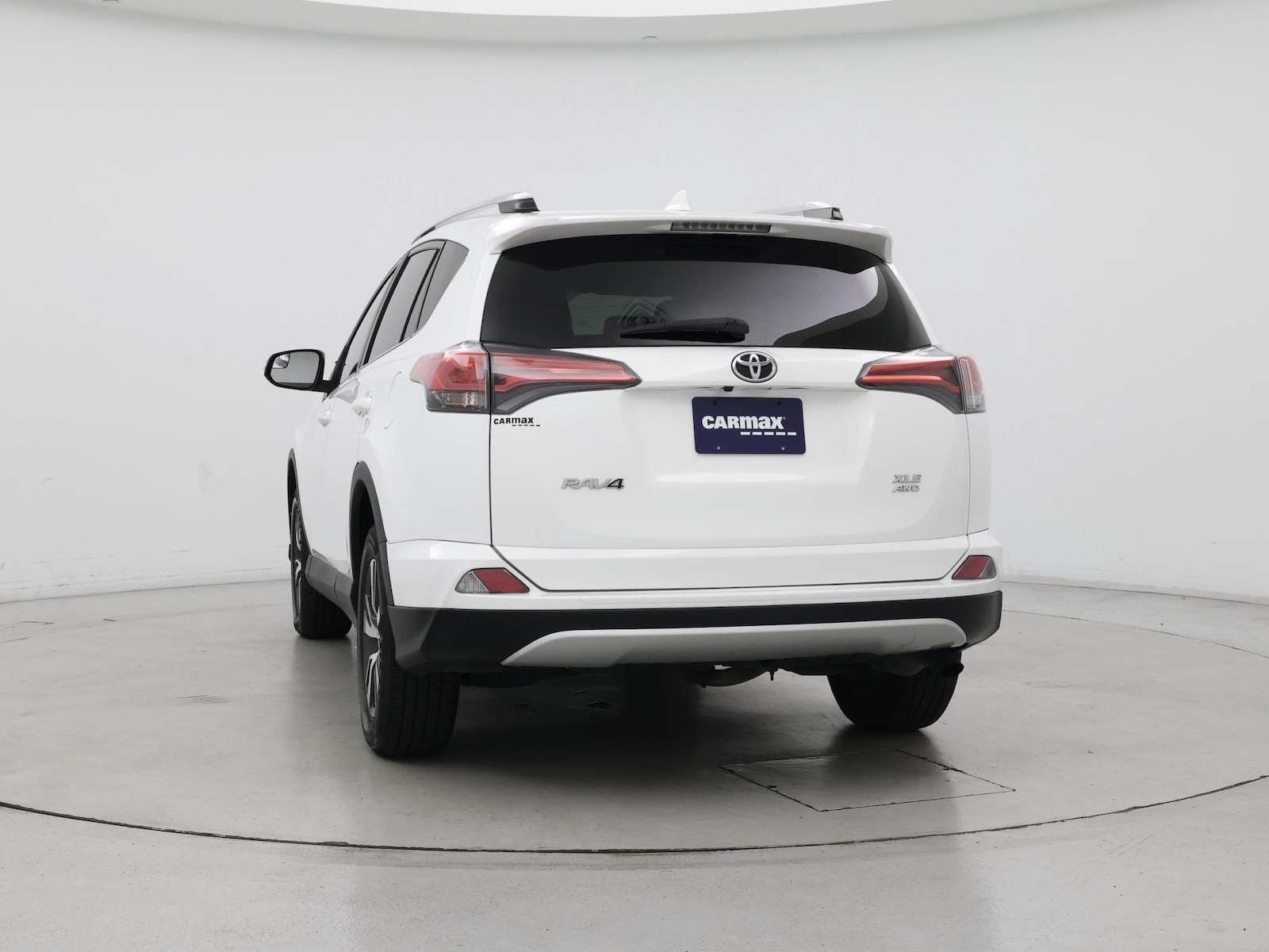 2016 Toyota RAV4 XLE - Photo 7