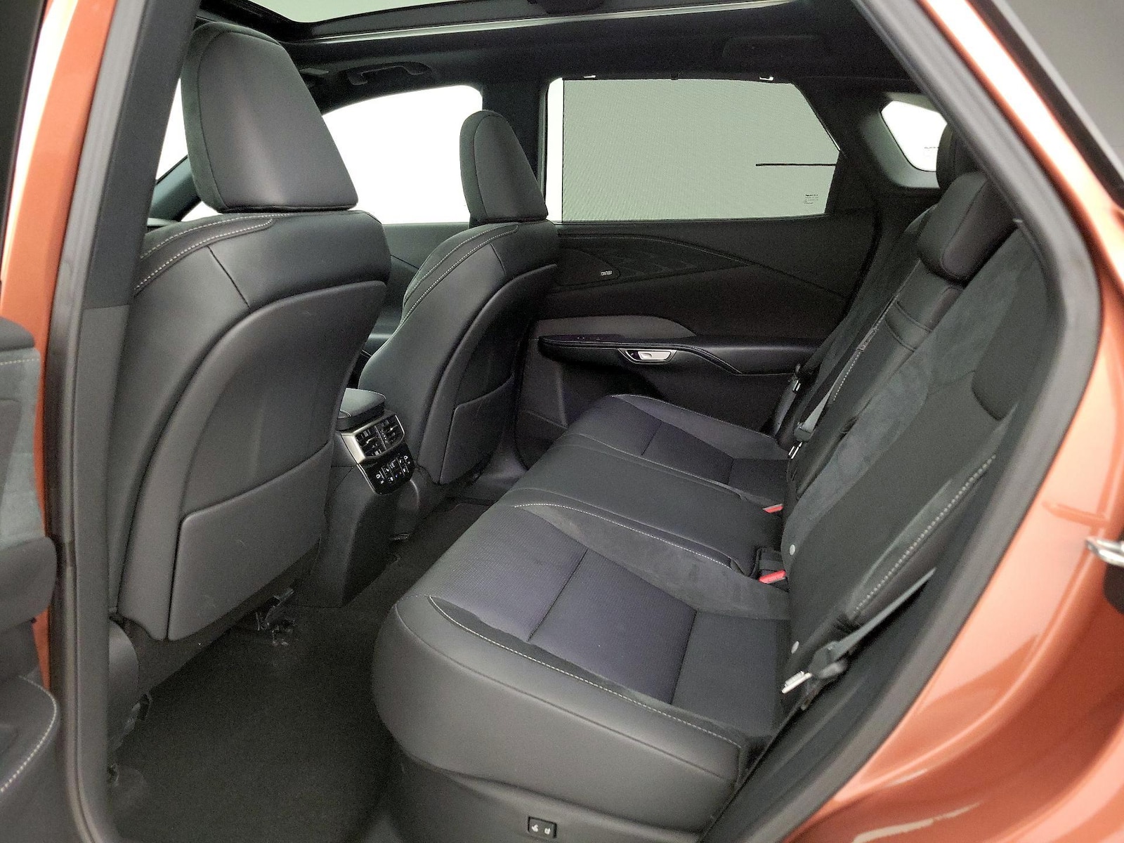 Rear A/C Seat(s)