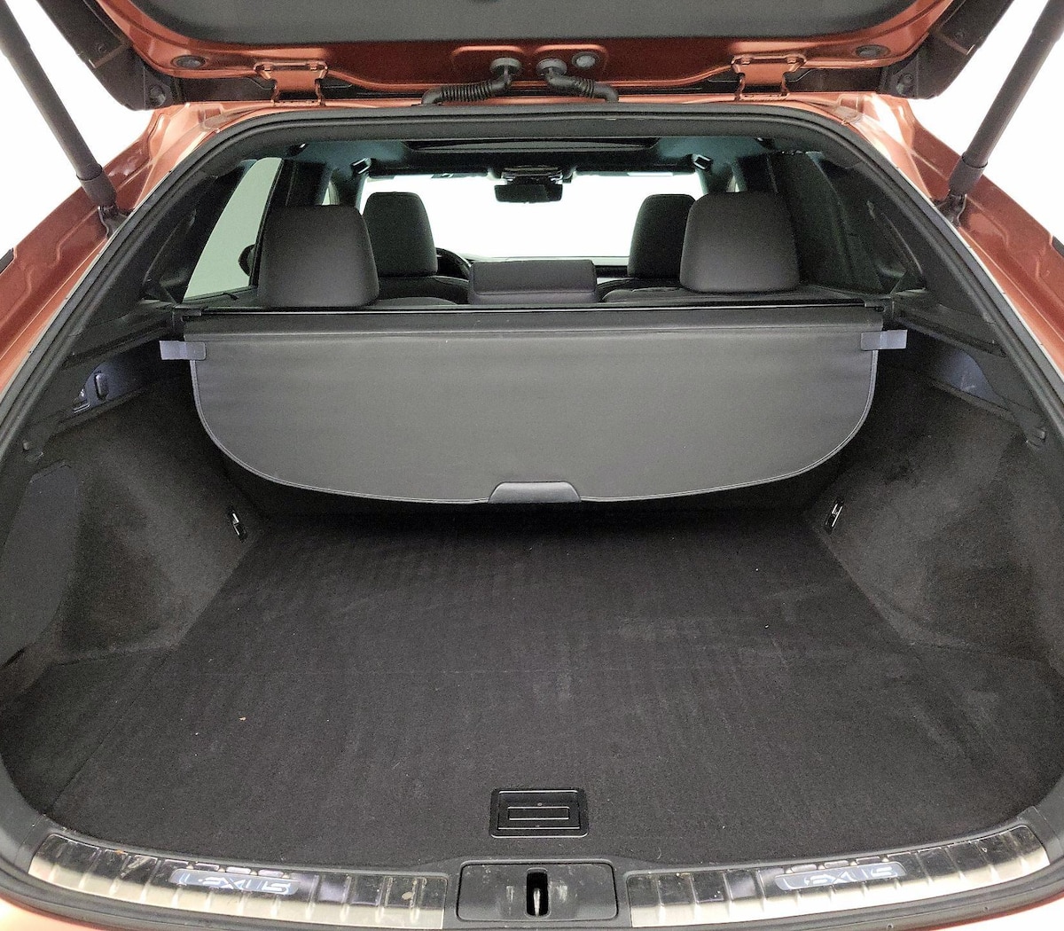 Trunk/Cargo (Seats Up)