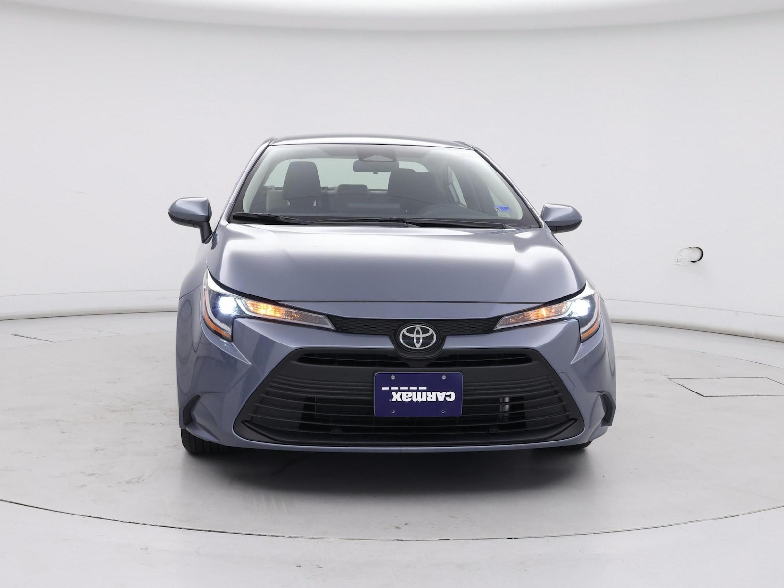 2026 Toyota Corolla LE - Photo 6