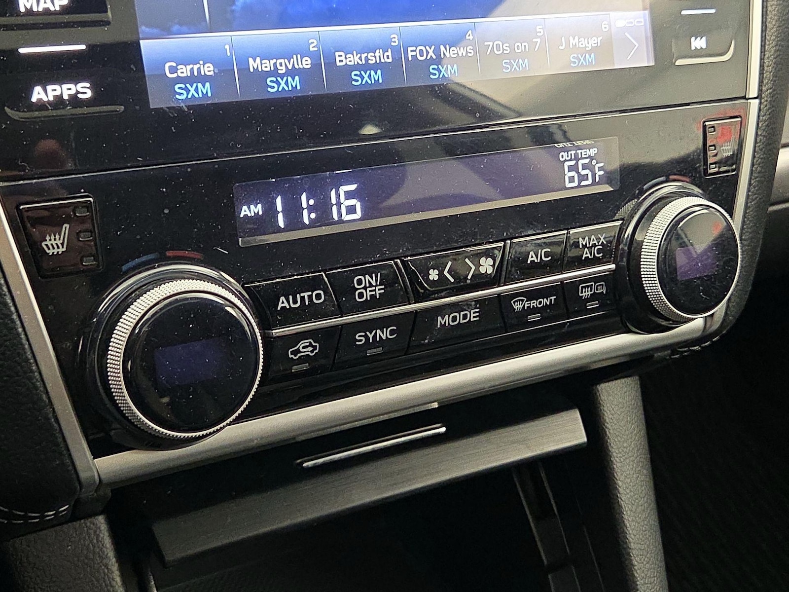2018 Subaru Outback Limited - Photo 18