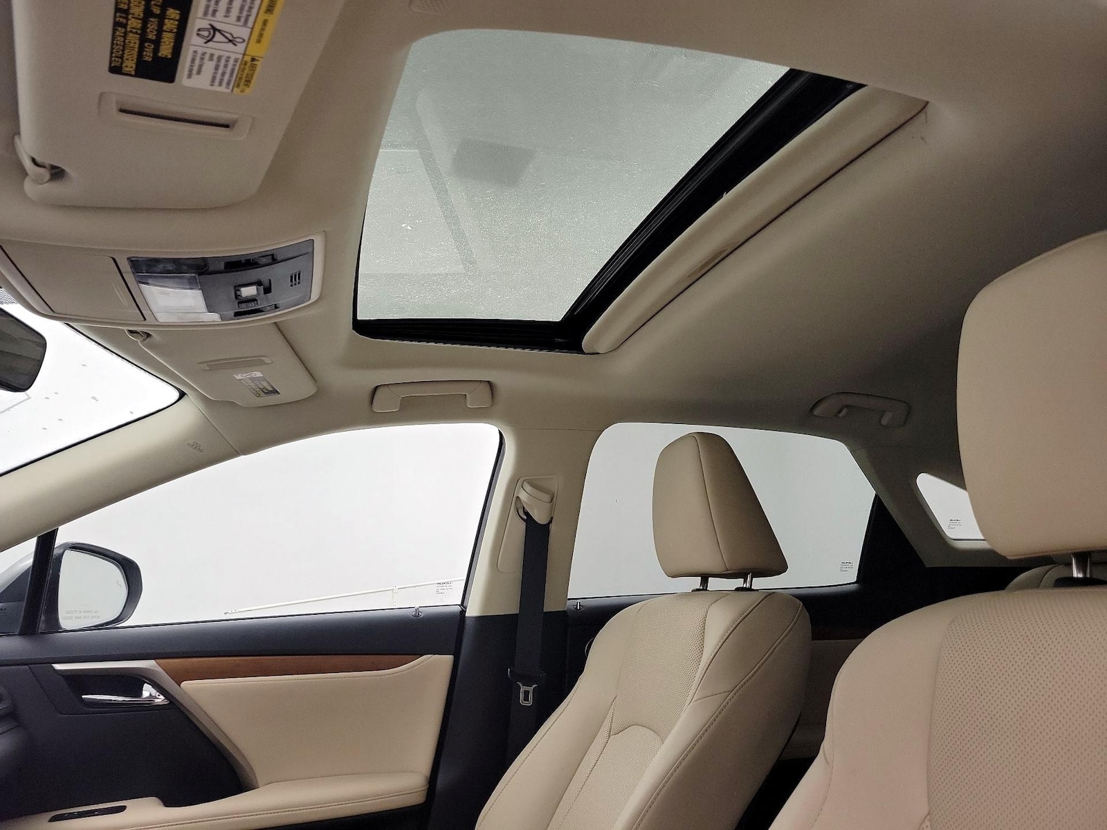 Sunroof(s) & Overhead Airbags