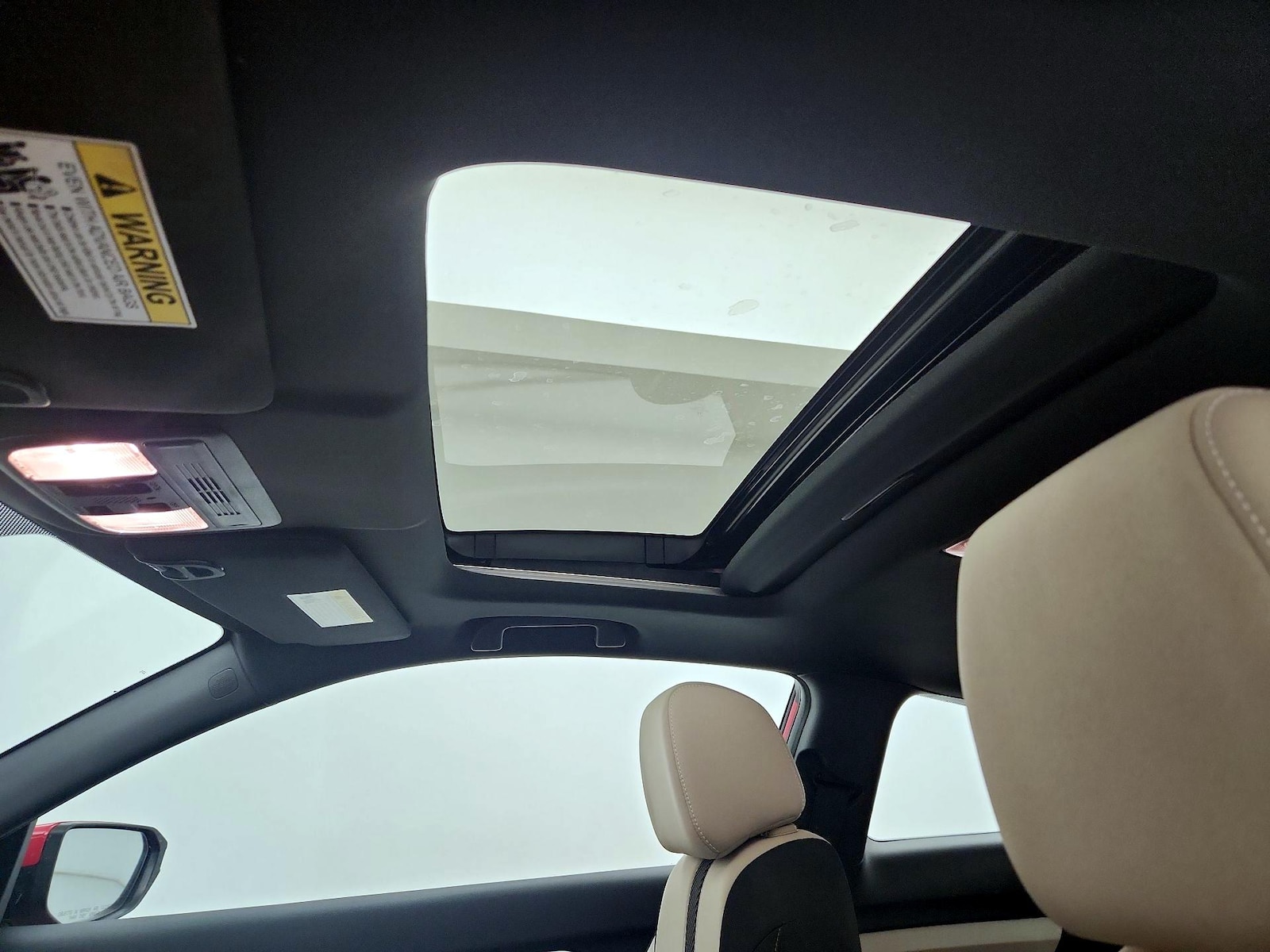 Sunroof(s) & Overhead Airbags