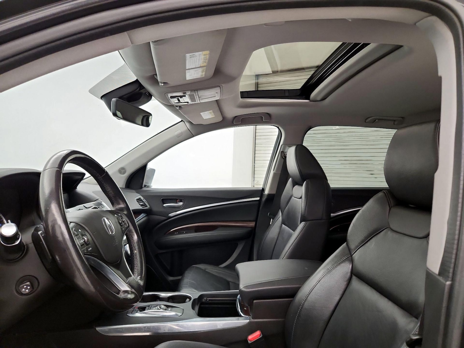 Sunroof(s) & Overhead Airbags