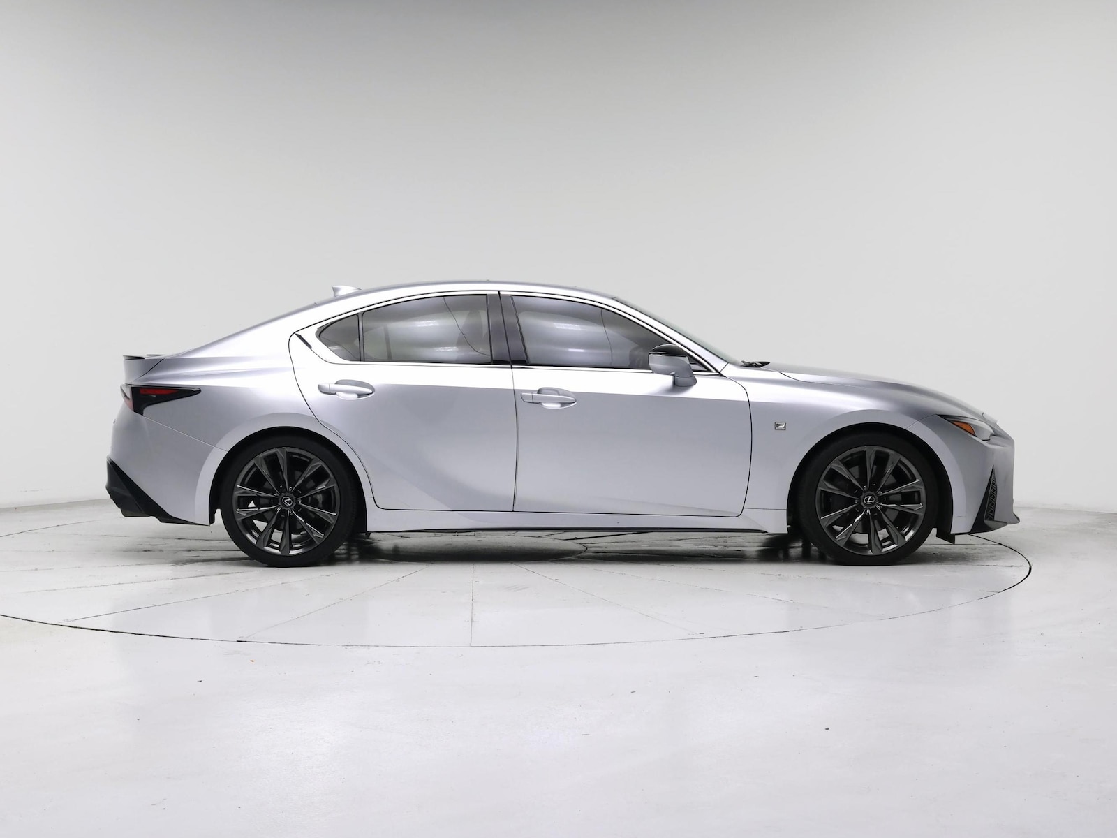 2023 Lexus IS 350 F SPORT - Photo 8