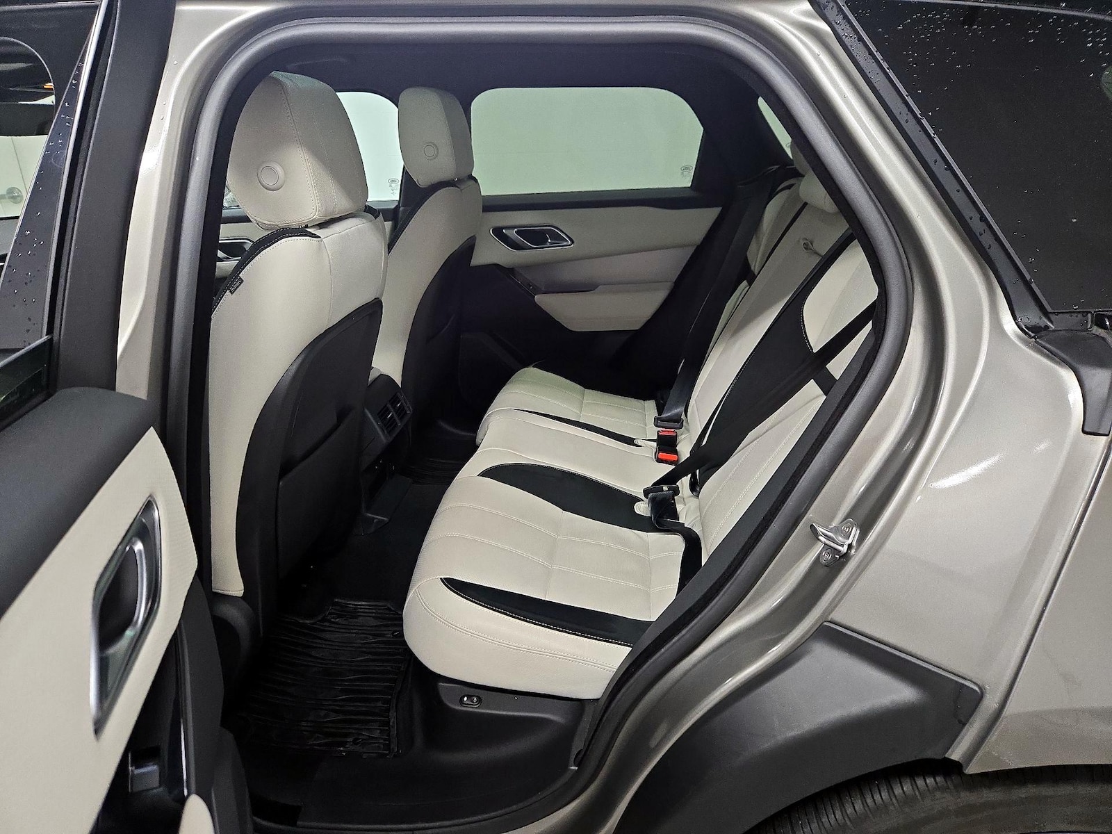 Rear Air Conditioning