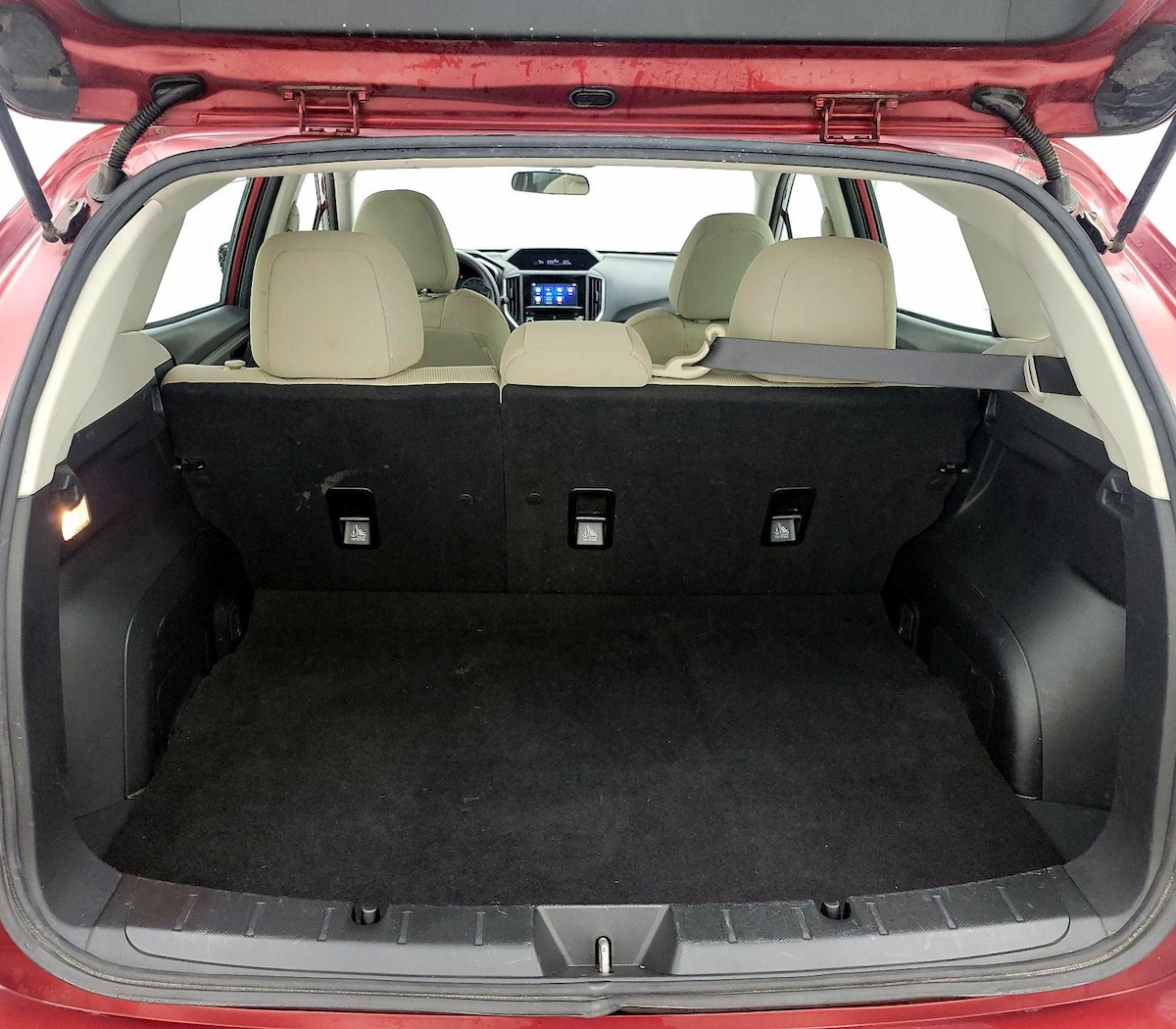 Trunk/Cargo (Seats Up)