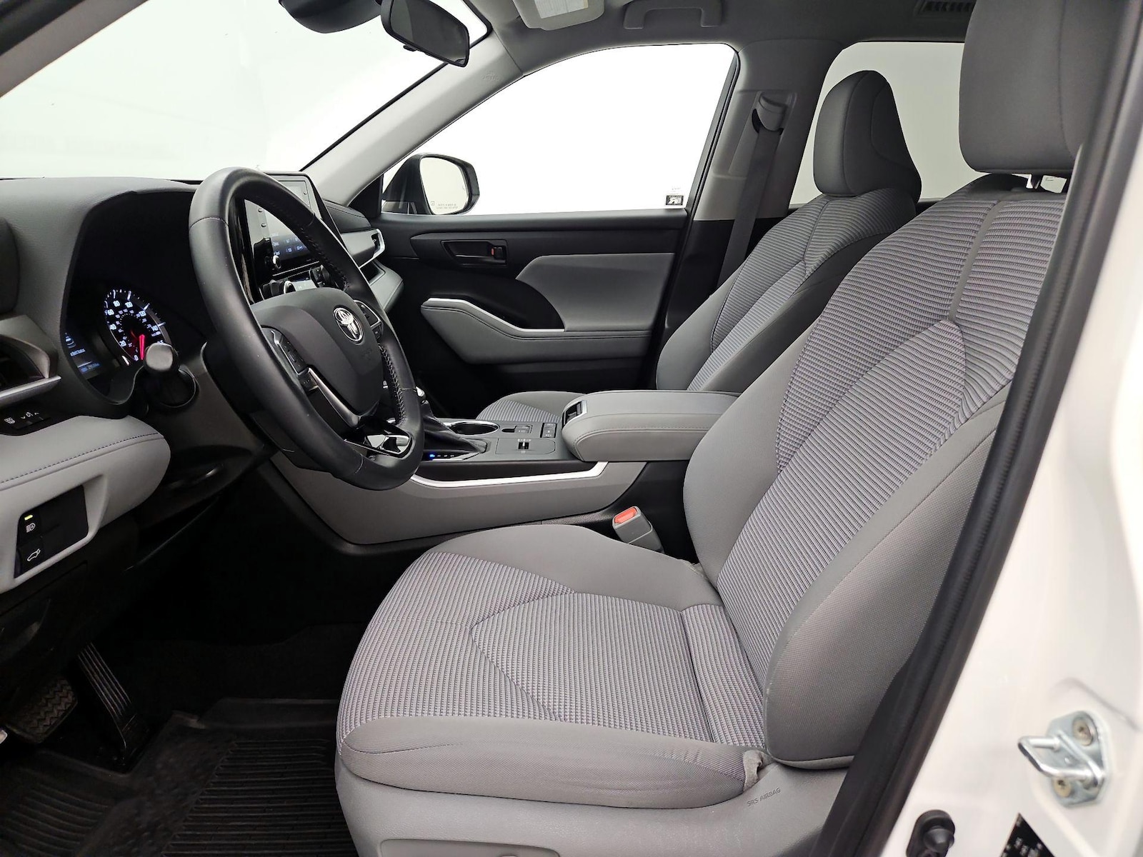 Power Seat(s) & Side Airbags