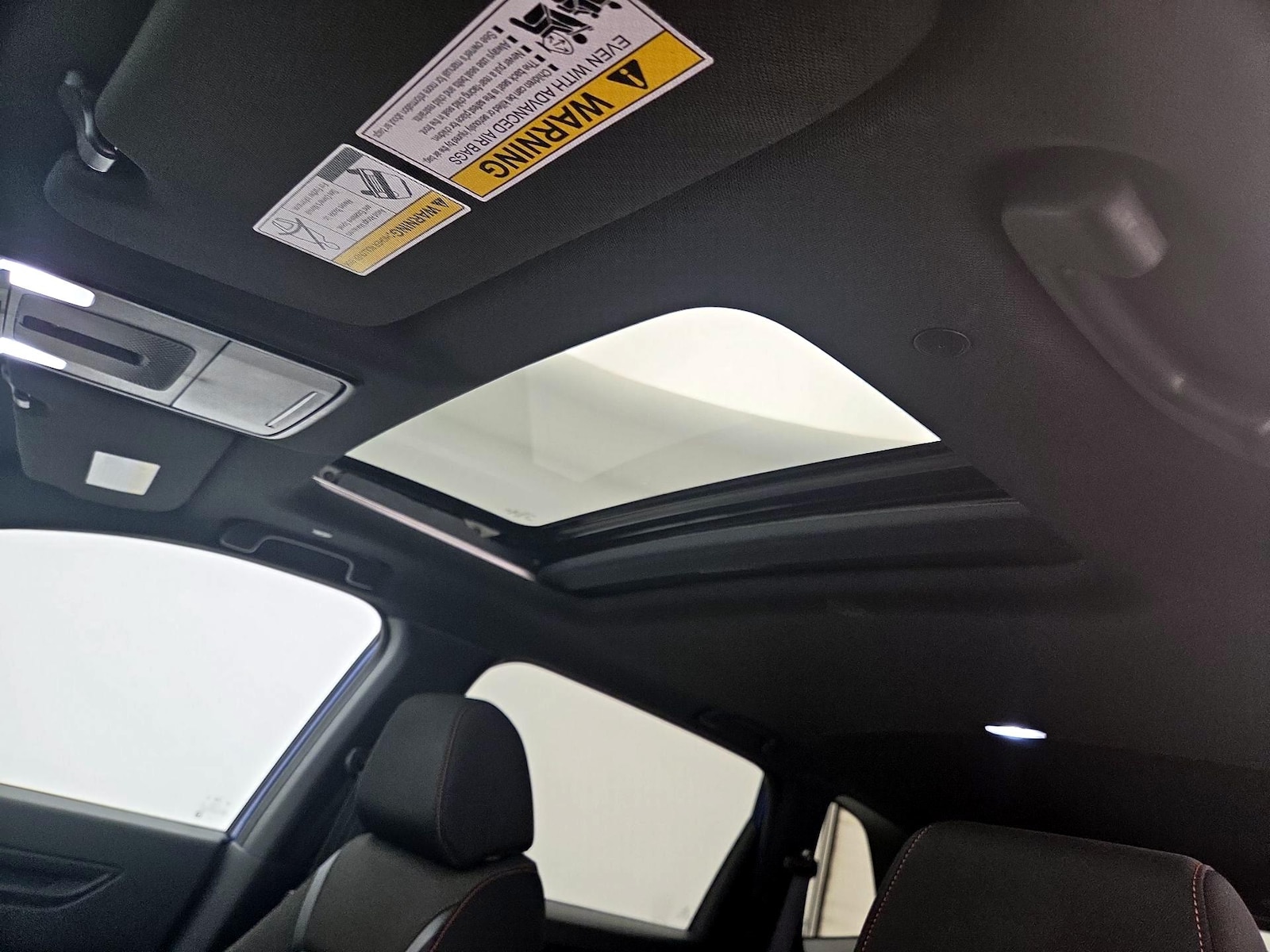 Sunroof(s) & Overhead Airbags