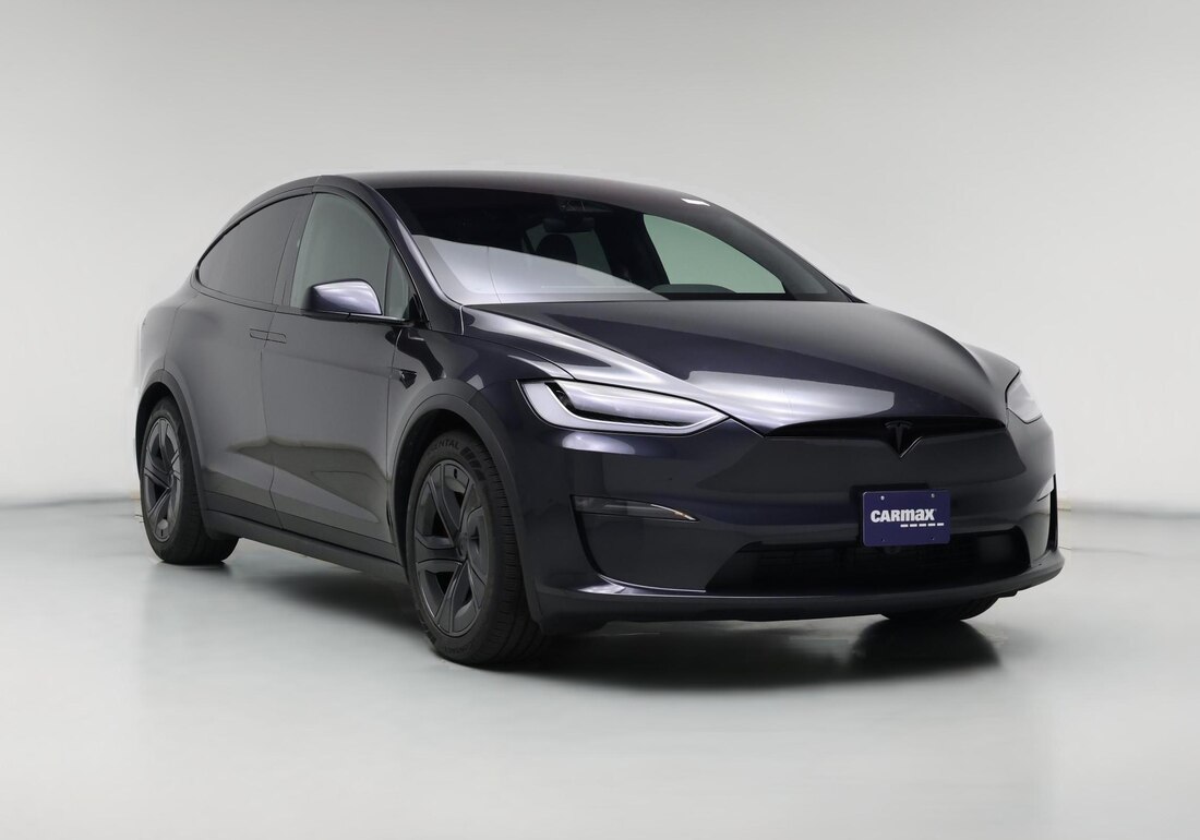 2026 Tesla Model X Plaid in Black — CarMax photo