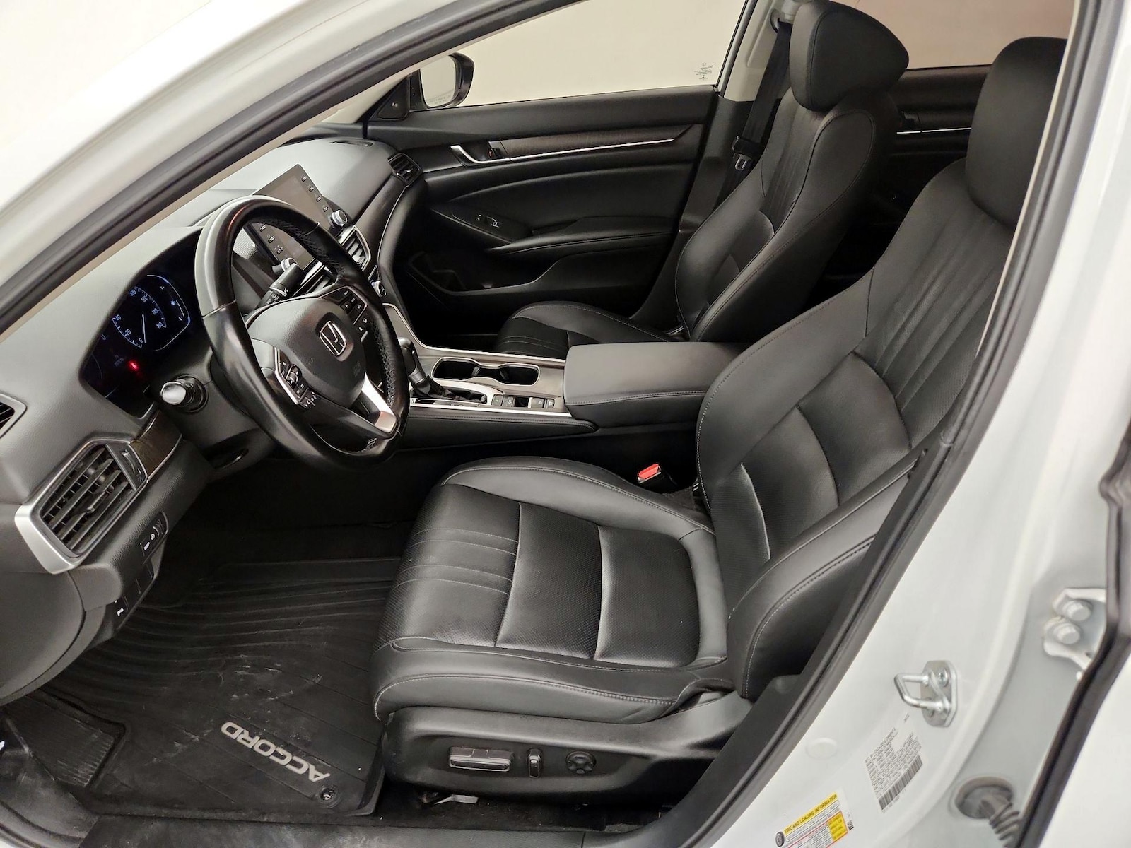 2022 Honda Accord EX-L - Photo 12